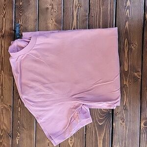 Ladies Gildan tee sz M